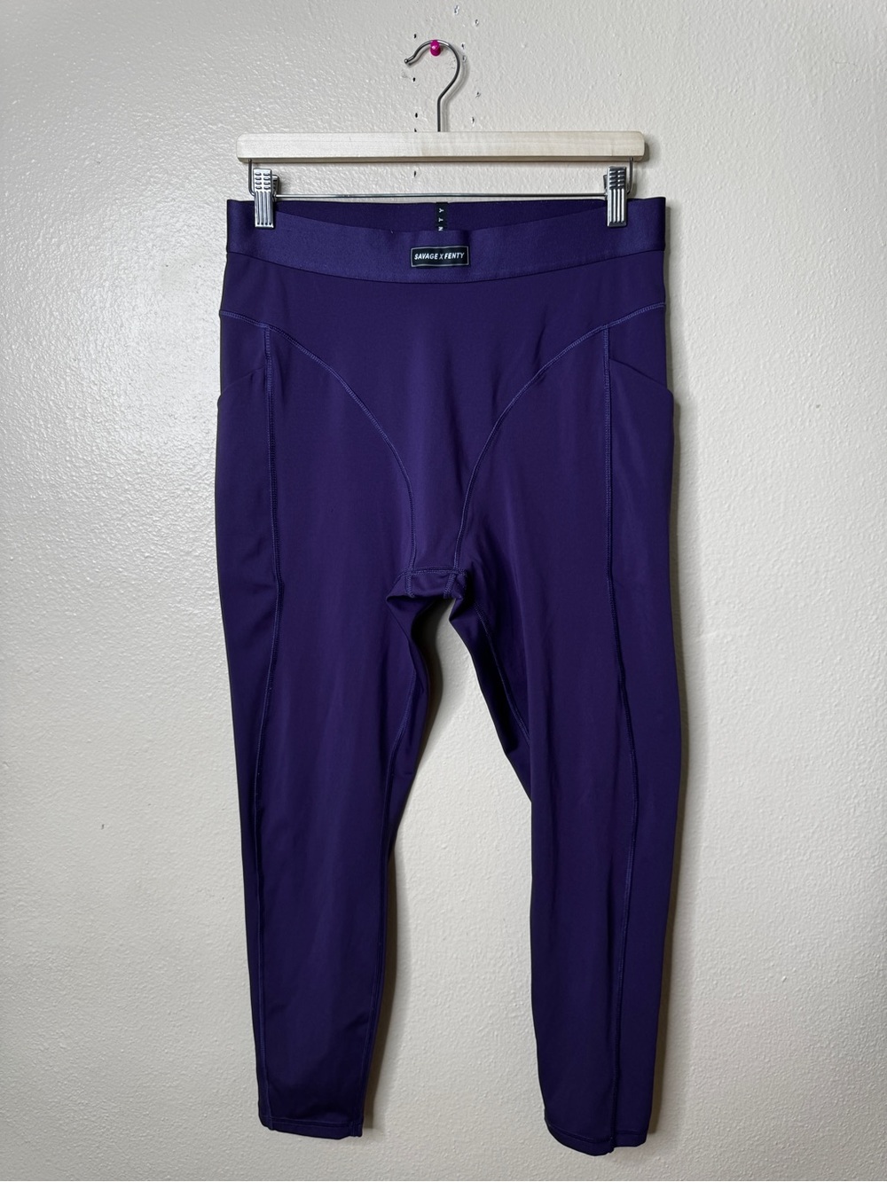 Savage X Fenty Women’s XL Purple High Rise Side Pocket 7/8 Athletic Leggings